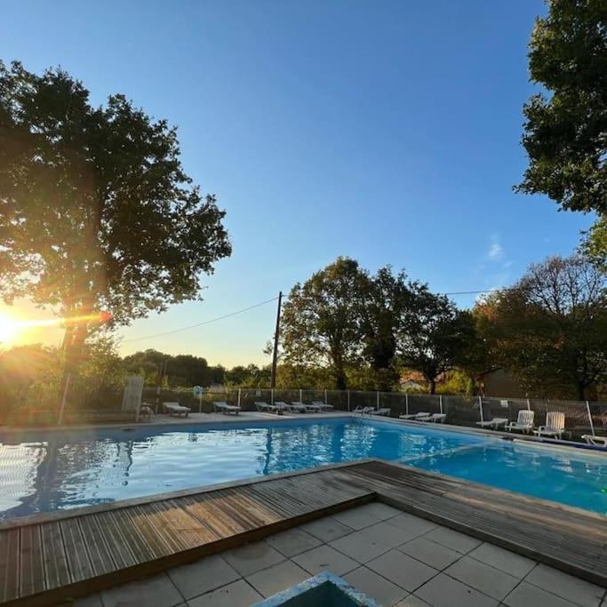 N°2 Gite 4 Personnes* Au Coeur De La Nature Saint-Aubin-de-Nabirat Dış mekan fotoğraf